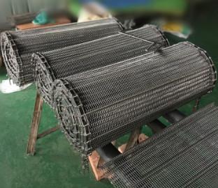 China Malla de alambre espiral tejida de acero inoxidable de la correa del congelador SUS302 en venta