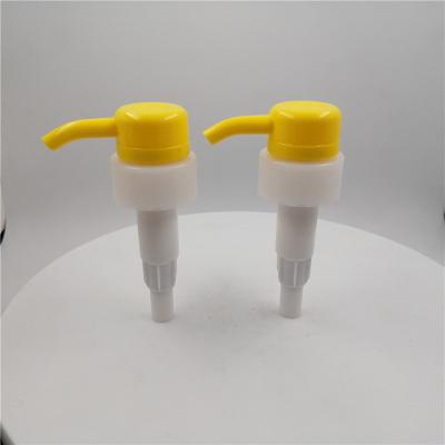 Chine Biens résistants 33mm de pompe de lotion d'enfant à nervures jaune de la fermeture 4cc/T à vendre