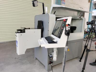 China Servo Shaking Head Bending 3D CNC Wire Bender Forming Machine for sale