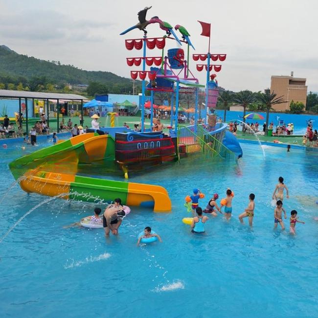Pirate Ship Water Slide 18m x 16m Family Play Equipment with 500kg ...