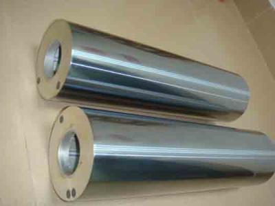 China Los rodillos de acero industriales en grande del equipo de impresión, papel graban en relieve el rodillo en venta
