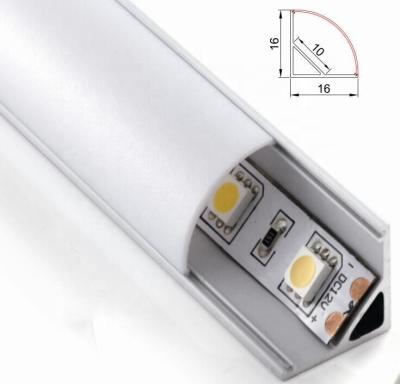 China Barra de iluminación linear dura de aluminio SMD2835 2700K de las tiras del LED Dotless para el gabinete en venta