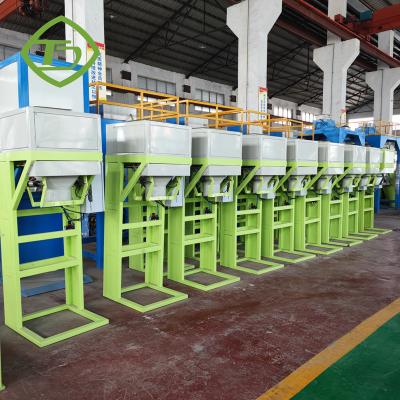 China saco automático de ensaque do equipamento do adubo 25-50kg que pesa e máquina de enchimento à venda