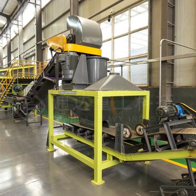 China High Moisture Material Fertilizer Crusher Machine Vertical High Speed Rotating à venda