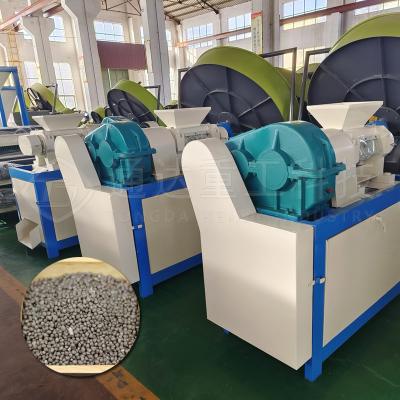 China Máquina de granulación de fertilizantes compuestos de 1 a 1,5 toneladas/h Granulador de doble rodillo en venta