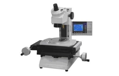 China microscópio de medição Werkzeugmachermikroskop de Digitas do ocular de 10XObjective 10X com definição 0.5um movente à venda