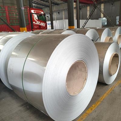 China 3,0 mm 201 304 430 bobina de rollo de chapa de acero inoxidable laminada en caliente tolerante al calor en venta
