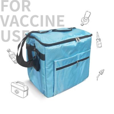 China Green 33L Custom Soft Coolers Logistic Medical Cold Chain Bag for sale