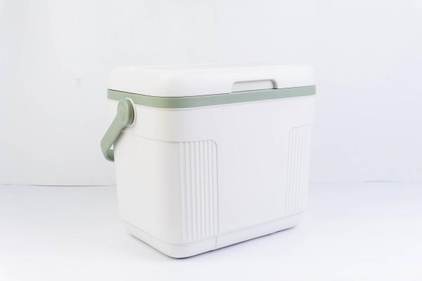 Quality Camping Plastic OEM Ice Chest Cooler Box White Best Cool Box Easy To Carry for sale