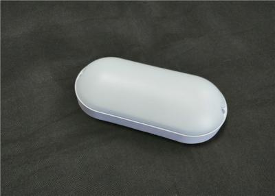 China PP Oval LED Bulkhead Lamp Matt White Diffusor Outdoor 70-80lm / w 60Hz en venta