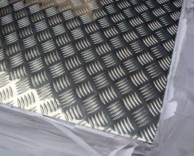 China Anti -  Pollutant Diamond Tread Aluminum Sheet , Aluminium Chequer Plate Sheet  for sale