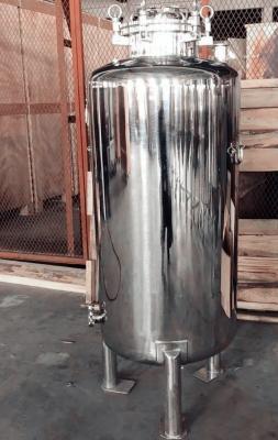 China Fermentador cônico de aço inoxidável personalizado 1 barril Tanque de armazenamento de cerveja Brite à venda