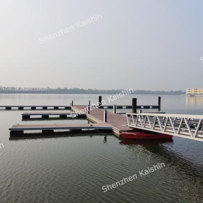 China La rampa de la pasarela de la aleación de aluminio de la barandilla galvanizó a Marine Bridge Dock Gangways en venta