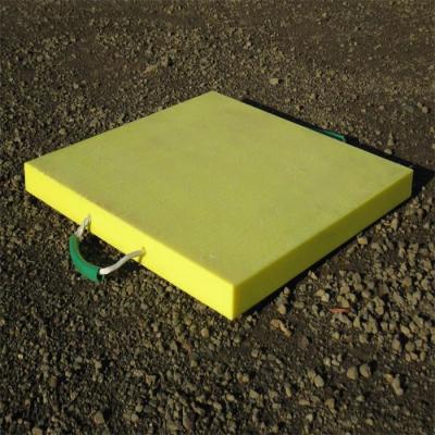 China Mobile Crane Truck Stabilizer Leg HDPE Outrigger Pads Platform With Handle for sale