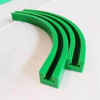 China UHMWPE Polyethylene Wear Strip Green Plastic Conveyor Guide Rails Product for sale