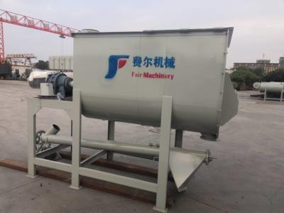 China 500-5000KG Industrial Ribbon Mixer Easy installation For Poultry Feed Mixing for sale