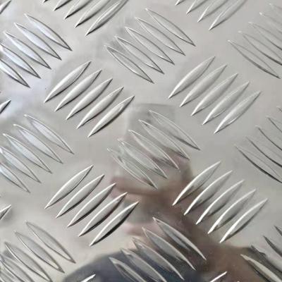 China 1600mm Width Aluminum Checkered Plate Five Three Bars Aluminum Checker Plate Sheet for sale
