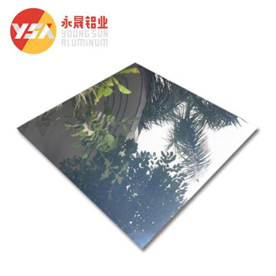China Alto final de aluminio especular pulido claro reflexivo del espejo de la placa del reflector en venta