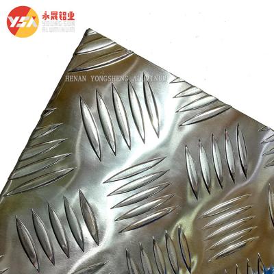 China 6061 Aluminum Diamond Plate 0.13 - 6.5mm Thick Aluminum Tread Plate for sale
