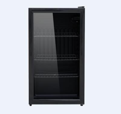 China Refrigerador integrado negro de las bebidas 90 litros, refrigerador delantero de cristal de la bebida en venta