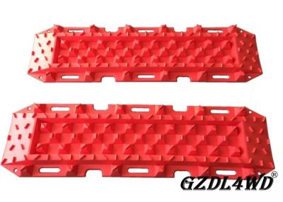 China PA66 Off Road Traction Mats , Off Road Sand Ladders Red Color 120cm X 33cm X 6cm for sale