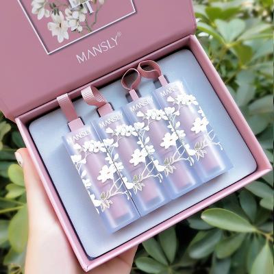 China New 4pcs/Pack Mousse Lipstick Set Velvet Matte Waterproof Lasting Makeup Natural Tomato Color Lipstick Tint Cosmetic Set for sale