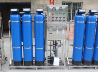 Chine Installation de traitement de l'eau industrielle du RO 1000l/H de bâti de dérapage à vendre