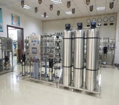 Chine Bâti Ultrapure de dérapage de système de filtration d'osmose d'inversion de l'eau de RO à vendre