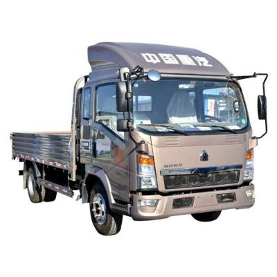 중국 CNHTC HOWO 트럭 4x2 6x4 디젤 가벼운 화물 트럭 건조 스틸 상자 화물 트럭 판매용