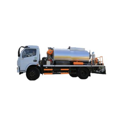 China Fortius Asphalt Distributor Truck HOWO 4X2 Chassis 5000L 3000L For Road Construction for sale