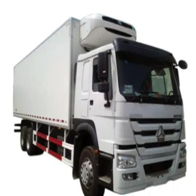 China Small  HOWO 4x2 3-8Ton Left  Hand Drive Refrigerator LorryTruck  For Transport Frozen Meet Chicken Fish Vegetables for sale