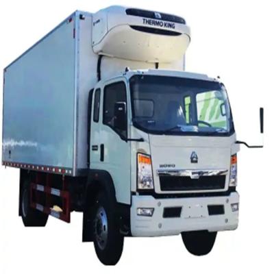 Китай Полностью закрытая конструкция SINOTRUK HOWO 6X4 холодильник для пищевых продуктов морозильник грузовик грузовик грузовик замораживание температуры -18°C до 5°C продается