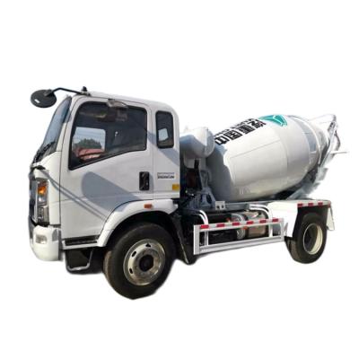 China 4000 Liters Concrete Mixer Truck SINOTRUK HOWO Cummins Engine 4×2 Mini Truck Mounted Concrete Mixer for sale