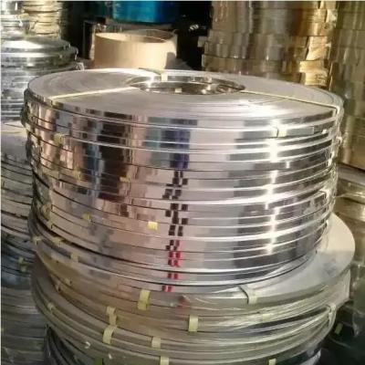 China Starke kaltgewalzte Edelstahl-Streifen AISI 0.1mm 0.2mm 0.3mm 1mm 2mm versehen 3mm Gurt-Blatt-Spule mit einem Band zu verkaufen