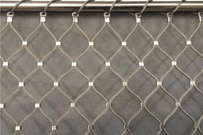 China vida útil larga neta de la cuerda de Mesh Fencing Decorative Ferrule Wire de la seguridad de 60x60m m en venta