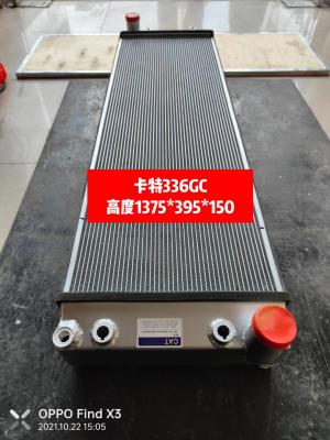 China E345GC abastecem 4756622 o núcleo engrossado de alumínio de Radiator 1375mm da máquina escavadora da água à venda