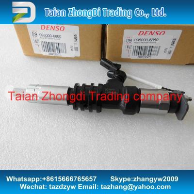 China Denso Original and new fuel injector 095000-6860, 095000-6861 for MITSUBISHI 6M60T ME304627, ME307086 for sale