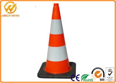 China 75cm PVC Traffic Safety Cones With Black Base Orange Reflective Tape Europe Standard for sale