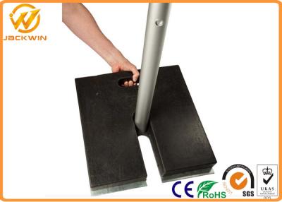 China Base de goma reciclada del pedestal de la muestra, 20 libras de soporte negro resistente del pedestal en venta