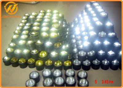 China High Brightness Low MOQ Glass Catseye Road Stud For Highway Capacity 20 Tons for sale