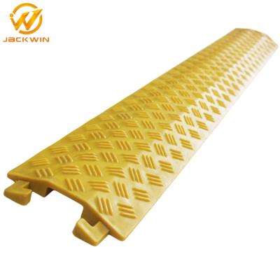 China Yellow Single Channel Floor Core Cable Protector Ramp Indoor Usage For Promotion for sale