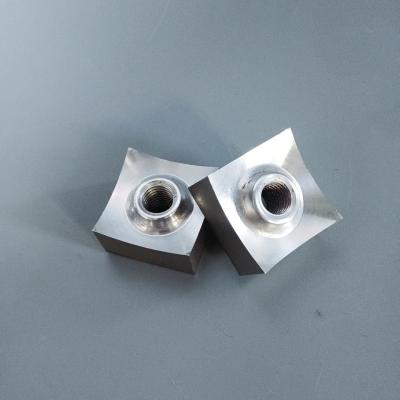 China Waste Plastic Recycling Shredder Blade For Waste Tyre Single Shaft Square Blade for sale