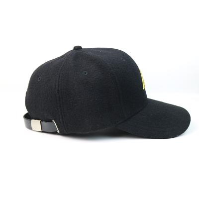 China Unisex Black Color Embroidered Youth Baseball Hats / Fashion Design 6 Panel Snapback Hats for sale