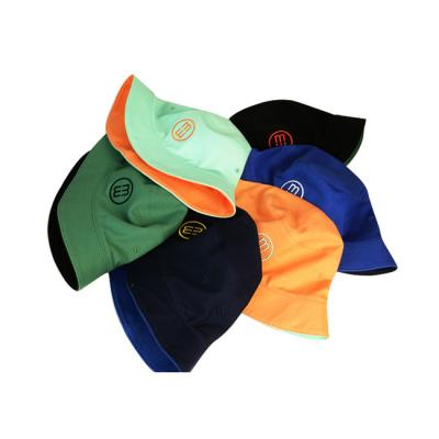 中国 味方された漁師のバケツの帽子/注文メンズによって刺繍されるバケツの帽子を倍増して下さい 販売のため
