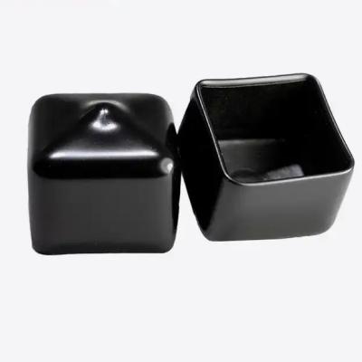 China Quadratische Vinyl Endkappen Gummi-Loch-Steckflächen Schwarz PVC Endkappe Flexibler Schutz Soft Gummi Endkappe Kunststoff-Abdeckung zu verkaufen