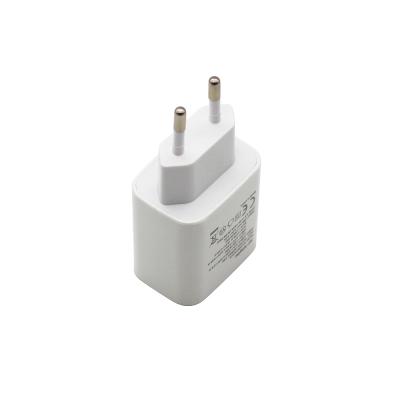 China AFC 1.5A 12V Fast Wall Chargers EU Lightweight 18W White PC ERP for sale