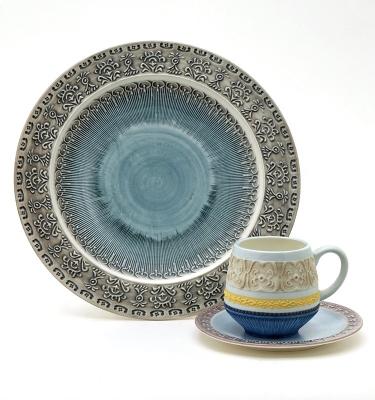 Cina Piatti Italiani Set Serviture Ceramiche Serviture Dipinte a mano Piatti personalizzati Ceramici in vendita