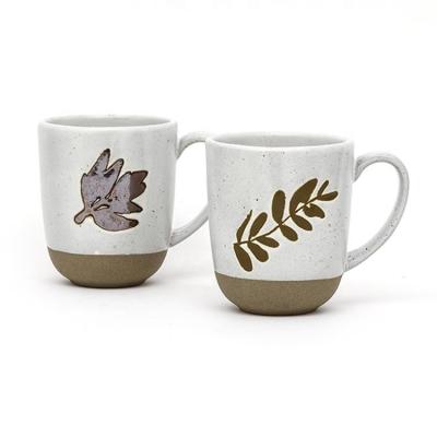 China Taza de café de cosecha hecha a mano Tazas de cerámica de piedra Regalo con impresión 3D de seda en venta