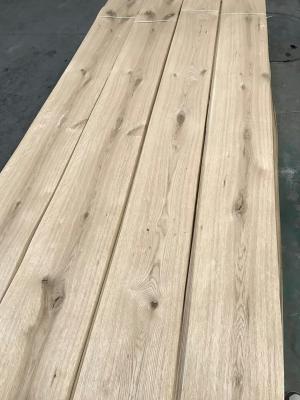 China Rustic Style Knotty Oak Natural Wood Veneer for Furniture Door Plywood from www.shunfang-veneer-com.ecer.com for sale