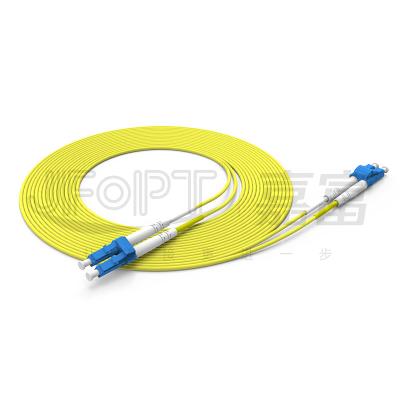 China Modo único de fábrica 9/125 2.0mm LC/UPC-LC/UPC DX Conector de fibra óptica Cordón de parche 3M en venta